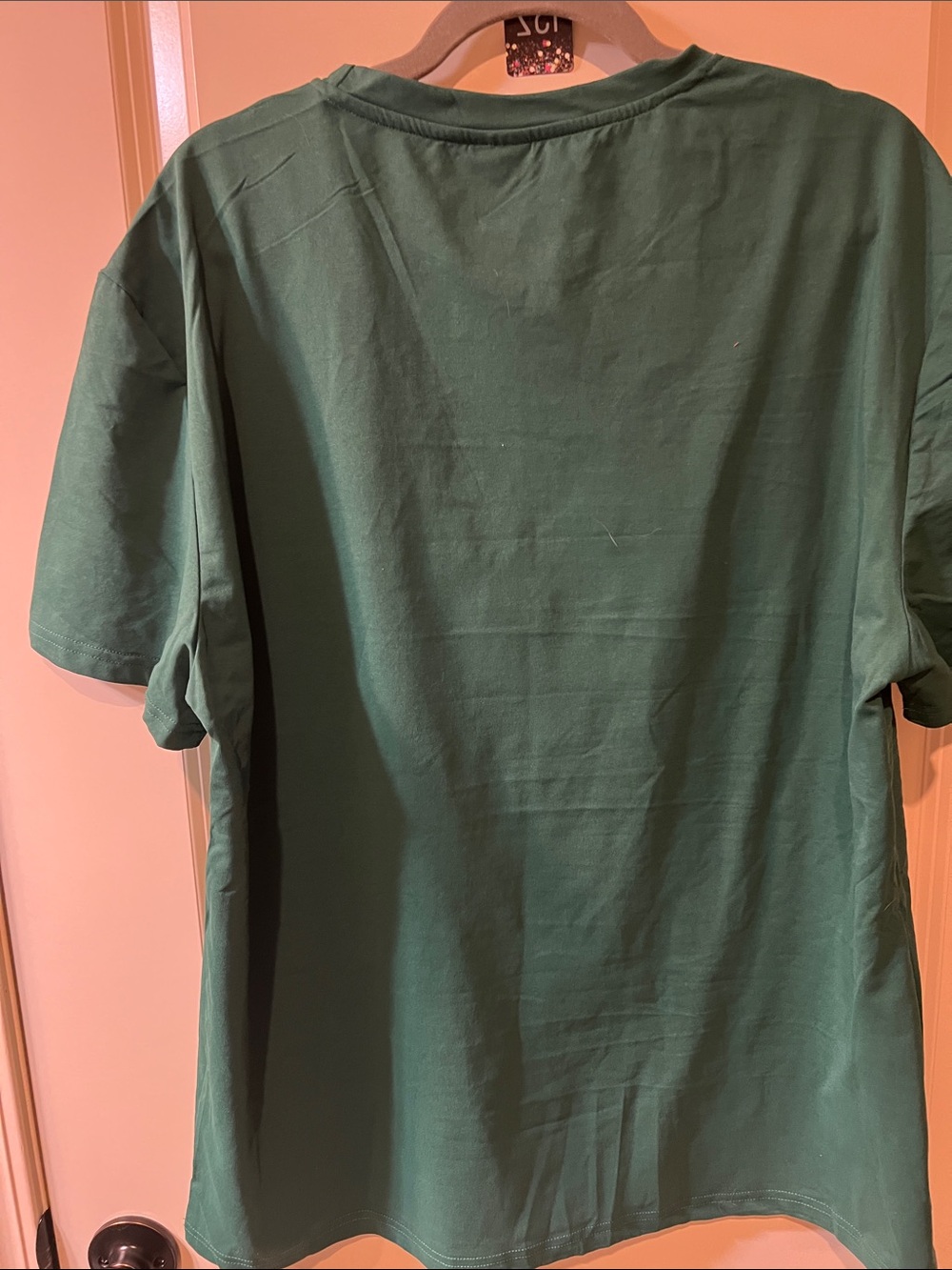 Source Unknown Green Short Sleeve Tee with Floral Cat Graphic. - Picture 4 of 4